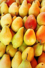 Naklejka na ściany i meble ripe pears in the market