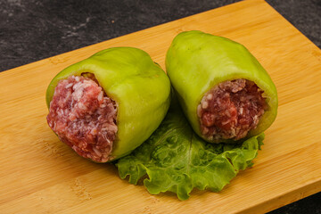 Raw stuffed bell pepper with meat