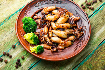 Baked squid with vegetables
