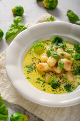 Gnocchi in curry sauce