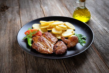 grilled steak with vegetables