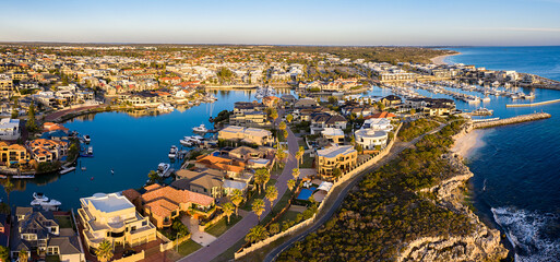 Mindarie Marina © Alex Zubko