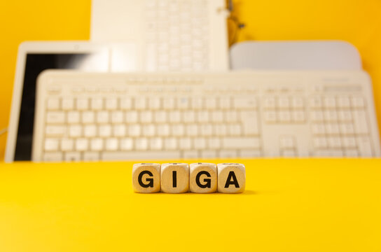 รูปภาพGiga – เลือกดูภาพถ่ายสต็อก เวกเตอร์ และวิดีโอ7,153 | Adobe Stock