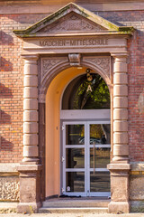 Fototapeta premium Mädchen-Mittelschule in Esslingen am Neckar