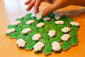 Süßigkeiten mit Hand