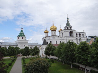 Fototapeta na wymiar Monastère Ipatiev - Kostroma - Anneau d'or