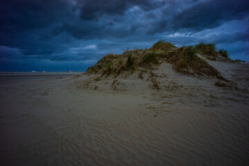 Befahrbare Autostrand auf der Insel Rømø in Dänemark, Nachtaufnahme