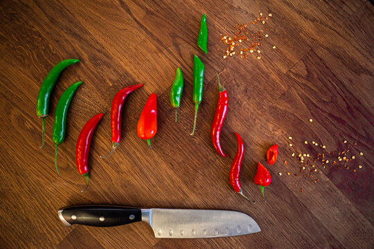 red and green chilli to depict the stock market candlestick chart