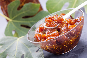 Fig leaves and fig jam