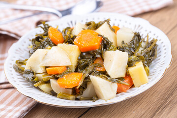 Turkish olive oil foods; celery (kereviz)