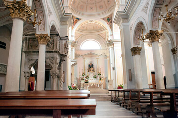 Fototapeta na wymiar Interior of the old Cathedral Santa Maria Maggiore, Teggiano, Salerno, Italy