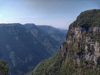 Cânion Fortaleza - Parque Nacional de Aparados da Serra - Canyons Cambará do Sul
Aparados da Serra National Park is in south Brazil. It’s known for the deep, dramatic Fortaleza and Itaimbezinho Canyon