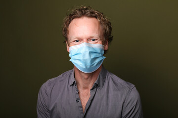 Person with mouth caps fight against Corona