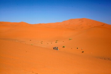 Fototapeta na wymiar La vue panoramique extraordinaire du Sahara marocain