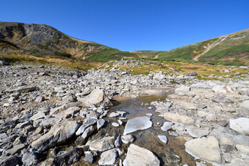 白雲岳避難小屋付近の水流（北海道・大雪山）
