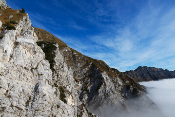 Escursione sul Monte Chiampon in autunno con vista sul Monte Cuarnan