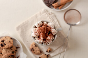 chocolate chip cookies