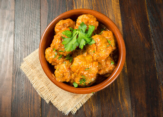 Albóndigas en salsa