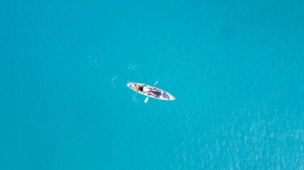 Pesca Sportiva sul lago in Kayak