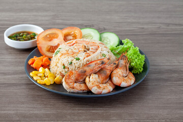 Seafood fried rice with vegetable