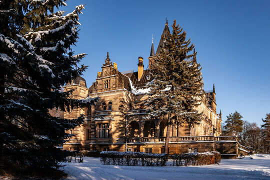 Schloss Hummelshain im Winter
