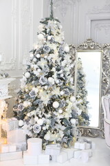 christmas tree with presents