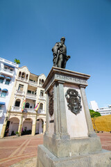 Fototapeta na wymiar Pedro de Heredia Statue in Cartagena Colombia
