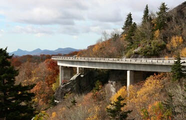 Blue Ridge Parkway, Linn Cove Viaduct