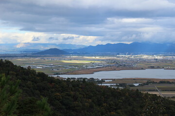 Fototapeta na wymiar 八幡山からの近江の風景