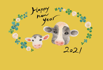 年賀状 2021年 水彩画 牛の親子と四つ葉のクローバー イエロー背景（賀詞：あり／添え書き：なし）