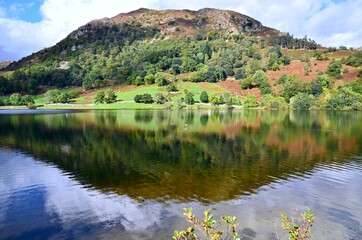 Obraz premium Lake in the mountains