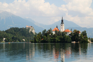 Fototapeta premium Lake Bled, view from the embankment, Slovenia