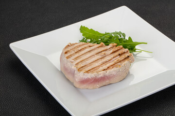 Grilled tuna steak