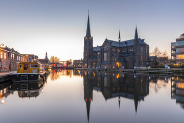 Obraz premium Leidschendam during sunset