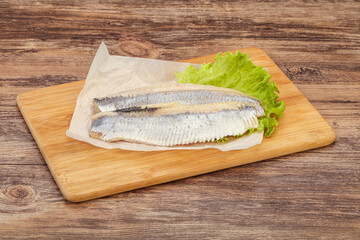 Herring fillet with salad leaves