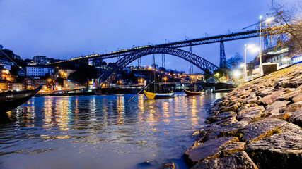 Naklejka premium Don Luis I bridge in Porto