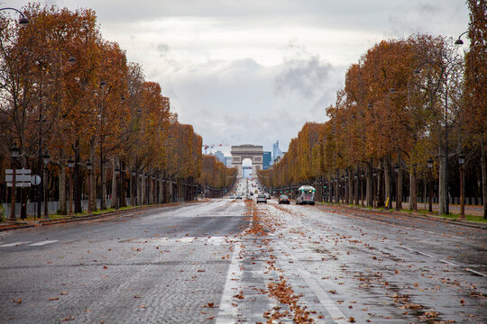 les champs &Eacute;lys&eacute;es &agrave; paris