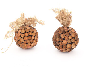 Natural pendants for the Christmas tree. Christmas balls decorated with acorn hats and jute material bowl. Eco friendly. Rustic style.  DIY. Handcraft. 