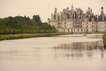 Fototapeta premium Castle masterpiece of the Loire and French Renaissance Architecture built by Francesco I. Erected perhaps on a design by the famous Leonardo da Vinci.