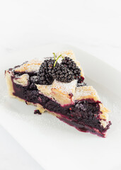 Blackberry Pie with Fresh Blackberries