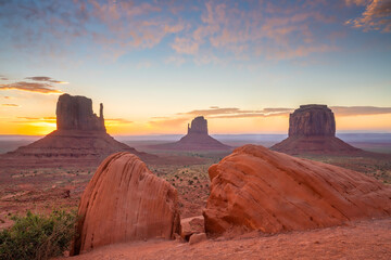 Fototapeta na wymiar Landscape of Monument Valley in Arizona, USA