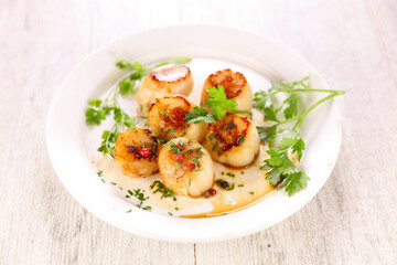 fried scallop and parsley