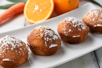 Muffins fatti in casa con carote e arance