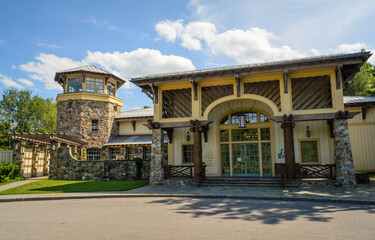 Roger Tory Peterson Institute © Zack Frank