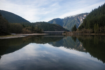 Fototapeta na wymiar Beautiful landscape view of North Cascades National Park in northern Washington.