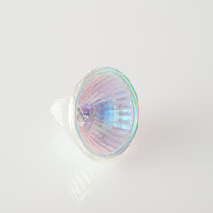 Faretto lampadina da incasso su sfondo bianco