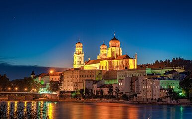 Fototapeta na wymiar Dom St. Stephan in Passau