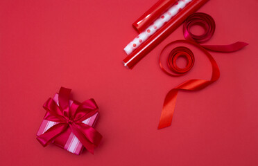 gift wrapping kit