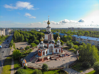 Fototapeta na wymiar Aerial view of the church near Lomonosov street (Kirov, Russia)
