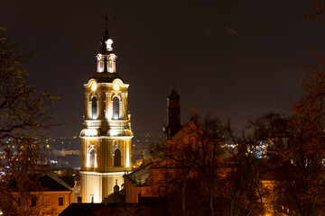 Wieża katedralna oraz panorama miasta Przemyśl w Polsce